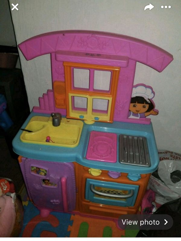  Dora  kitchen  for Sale  in Livonia MI OfferUp
