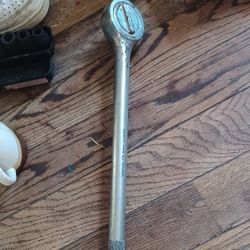 Write 3/4  Drive Ratchet 6400 