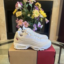 Nike Air Max 95 OG x Levis ‘Light Orewood’ | *Limited* Size 9.5M