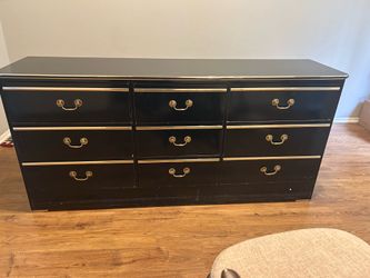 Black 9-Drawer Dresser - Good Condition