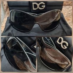 Dolce and Gabbana Sunglasses - 6034-B (Black)