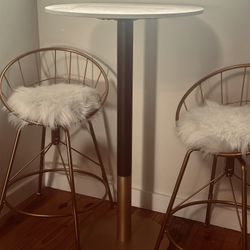 Bistro Table With Two Barstools