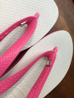 Havaianas Flip Flop - Women’s 9