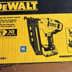 DEWALT 20V MAX XR 16-Gauge Electric Cordless Angled Finishing Nailer Kit