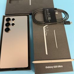 GALAXY S25 ULTRA. 256GB. FACTORY UNLOCKED 