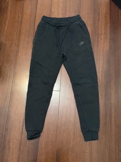 Black Nike Tech Pants
