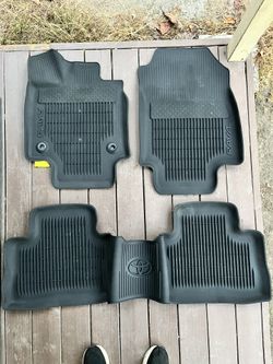 Toyota RAV4 All Weather Floor Liners Mats OEM