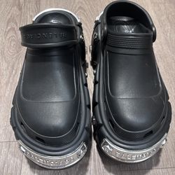 Balenciaga crocs