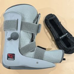 Breg Injury Recovery Walking  Boot + EvenUp Shoe Balancer — Size M
