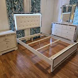 4 Pcs Bedroom Set W/ LED Queen $949 FREE LOCAL DELIVERY