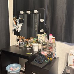 Makeup Vanity With LED Lights 