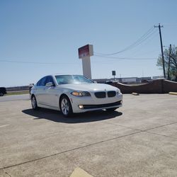 Must See!!2011 Bmw 528i