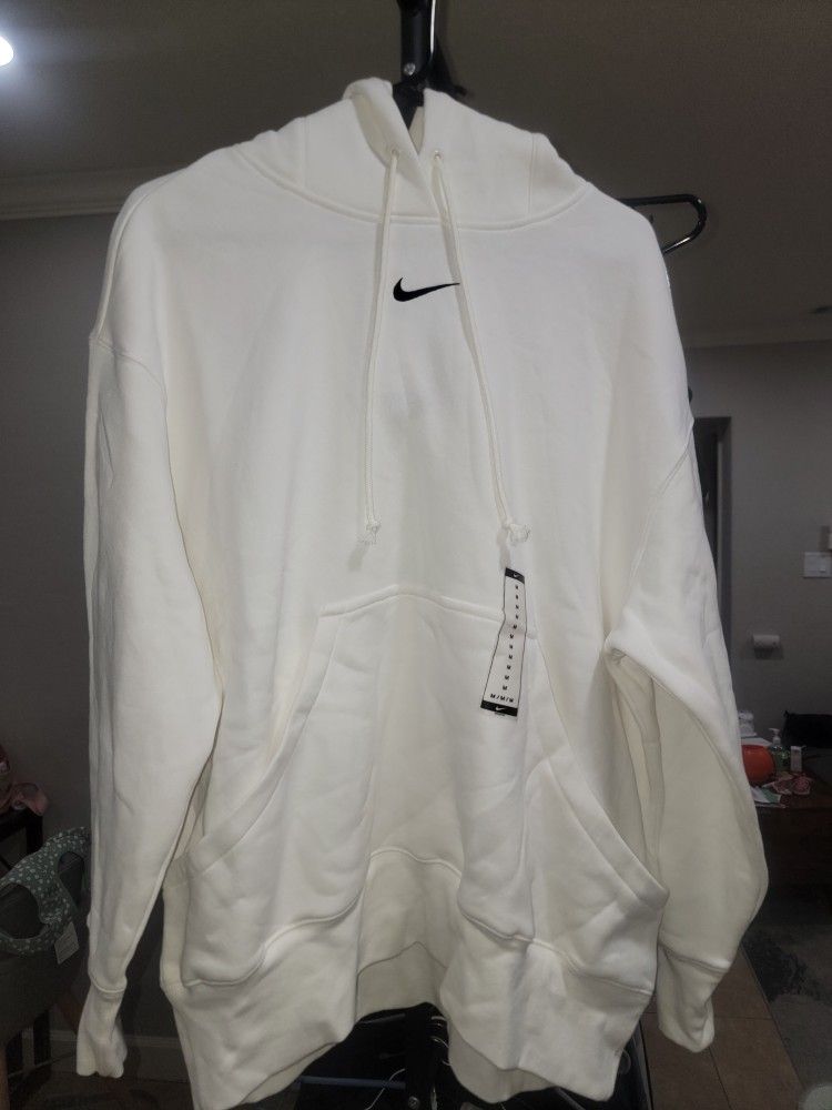 White Nike Hoodie (W)