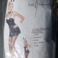 Leg Avenue Bunny Costume