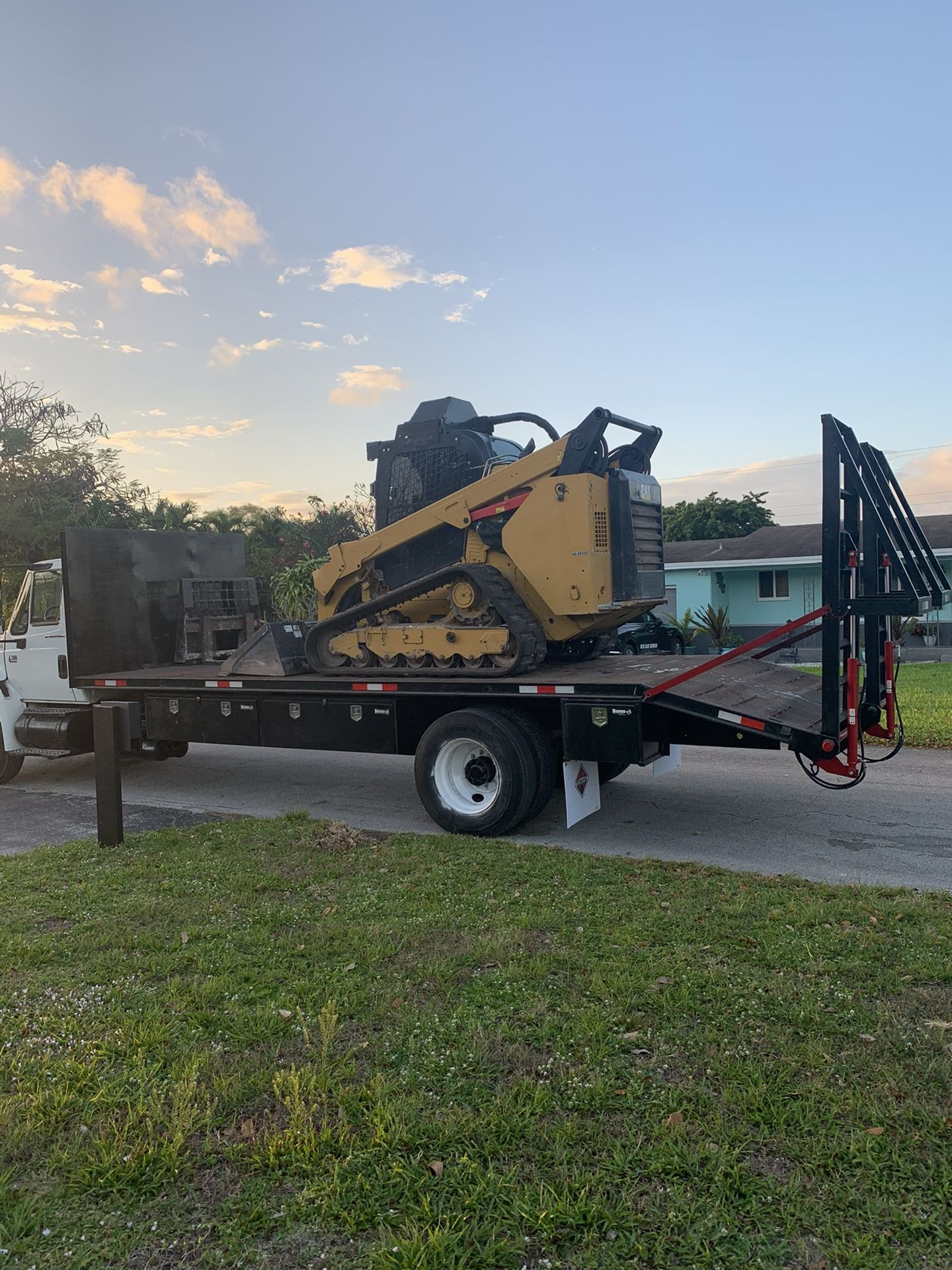 Camion And Bobcat