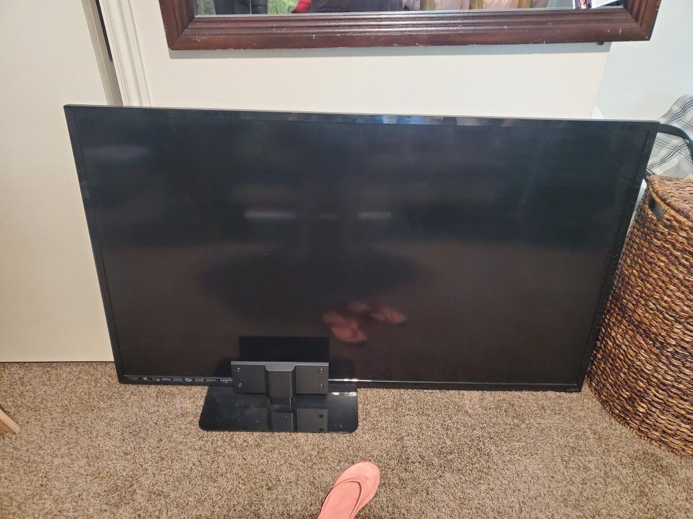 Vizio 54 inches dont use it anymore upgrades to Samsung