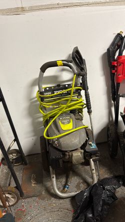 Ryobi 2900 PSI 2.5 GPM Cold Water Gas Pressure Washer