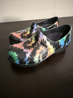 Rainbow Crocs - Women’s size 8