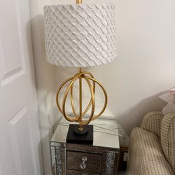 Table lamp gold metal