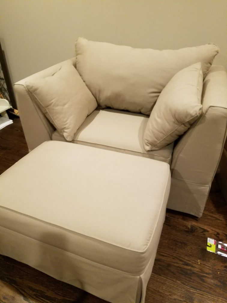 Chair and audemon