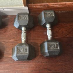 2  X 35 Lb Rubber Weight