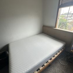 Full Size Mattress With Wooden Bed Frame