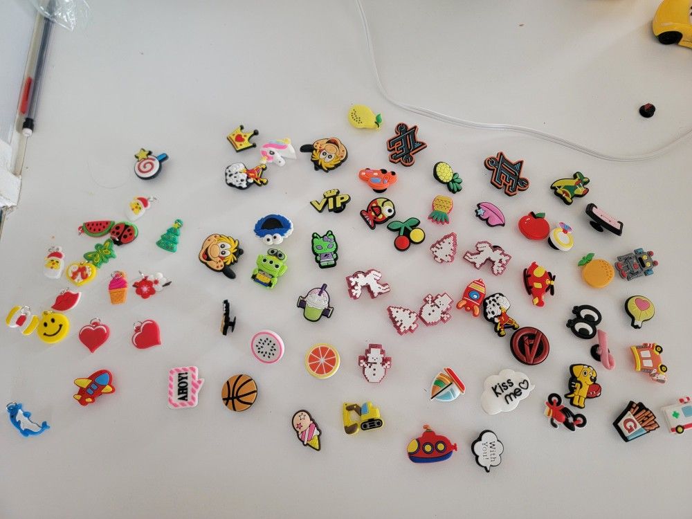 Croc Pins And Charms