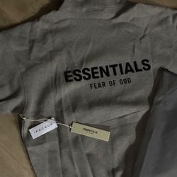 essentials hoodie x dark oak