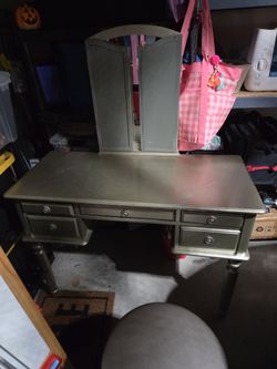 Vanity with mirror and stool