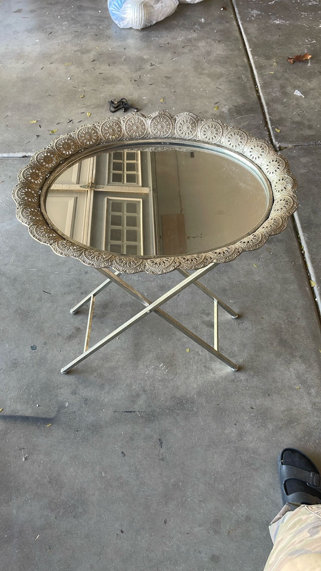 Metal Mirror Table