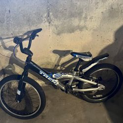 BMX BIKE 🚲