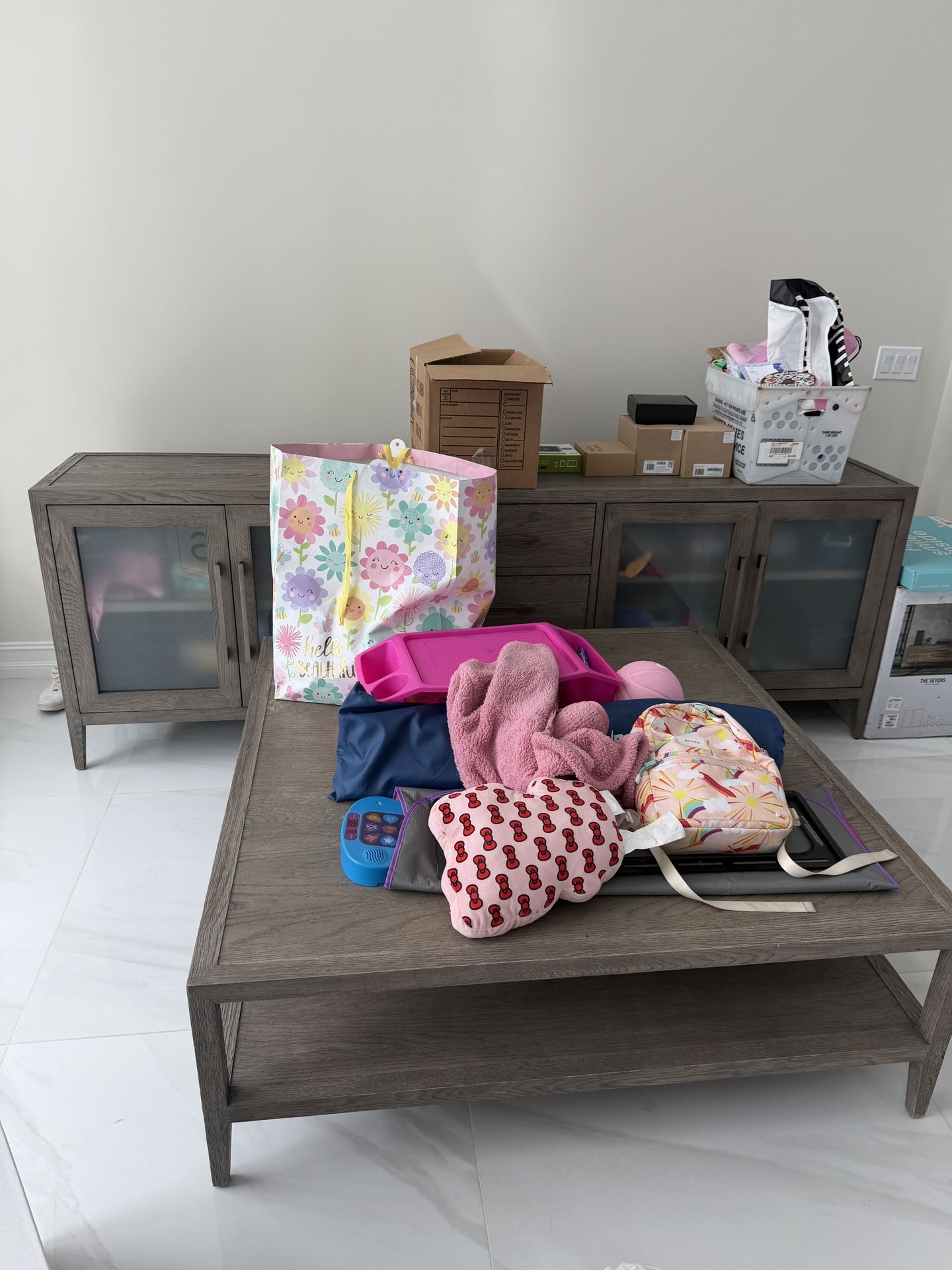 TV Stand & Coffee Table