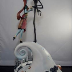The Nightmare Before Christmas Statue 