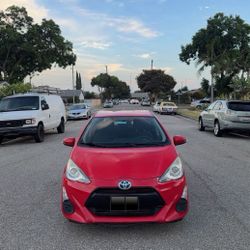 2016 Prius C