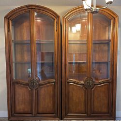 Bunching Curio/ China Cabinet 