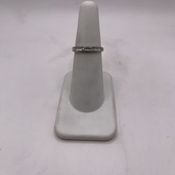 14kt Gold Engagement Style Band w/ Stones 