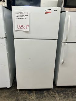 USED HOTPOINT FRIDGE