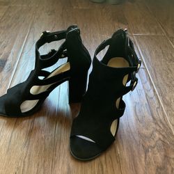 Women’s Black Block Heels Size 7