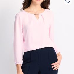 FORTUNE + IVY Estrella Key Hole Airette Blouse Medium