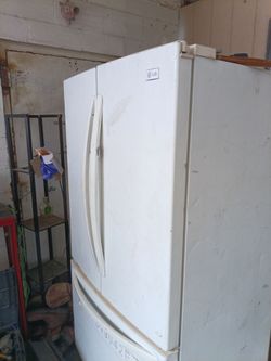 LG refrigerator works good got a new one