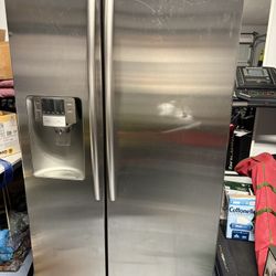 SAMSUNG Refrigerator 