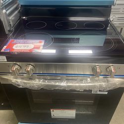 Frigidaire FCRE3062AS 30” Freestanding Electric Range with 5 Elements, 5.3 cu. ft. Capacity, EvenTemp™ Element  🇺🇸Truckload Clearance Sale 🇺🇸Brand