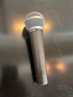 Shure SM58 Dynamic Vocal Microphone