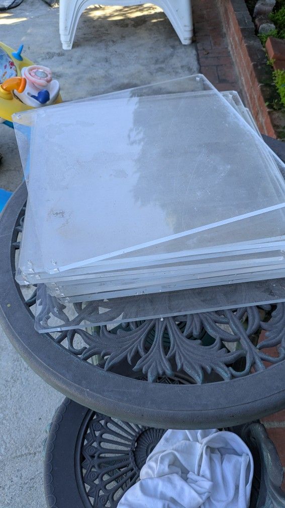 plexiglass lot