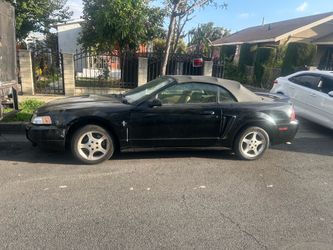 2000 Ford Mustang Convertible