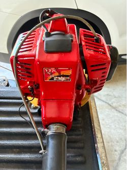 Shindaiwa T270 Weed Wacker