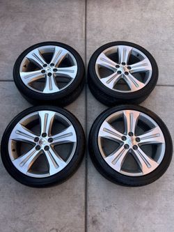 Set of Toyota 19in wheels 5x114.3 (5x4.5) Tires 235/40r19 Fit Camry Avalon Lexus es series
