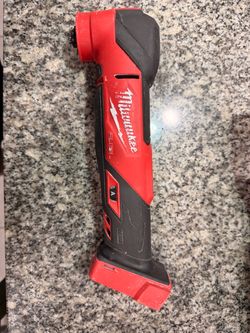 Milwaukee Fuel Cordless Oscillating Multi-Tool