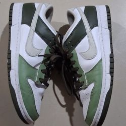 Men's Nike Dunks Size 9