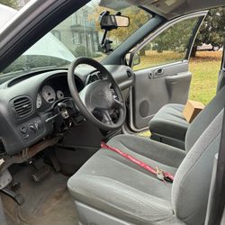 2004 Dodge Caravan 3.3 L V6